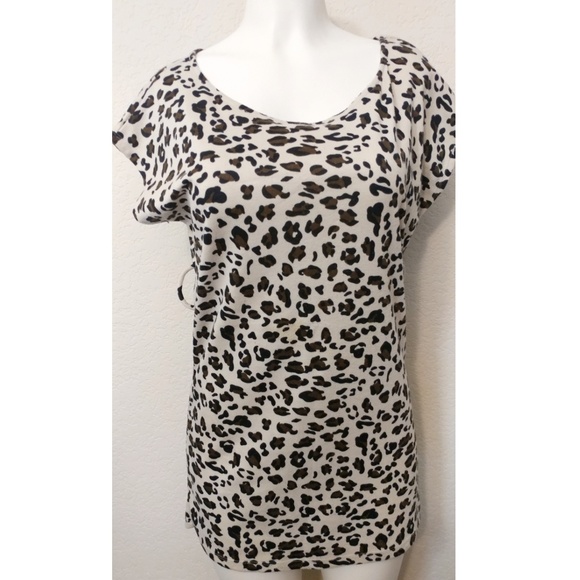 Forever 21 Dresses & Skirts - forever 21 mini cheetah dress with grow on sleeves